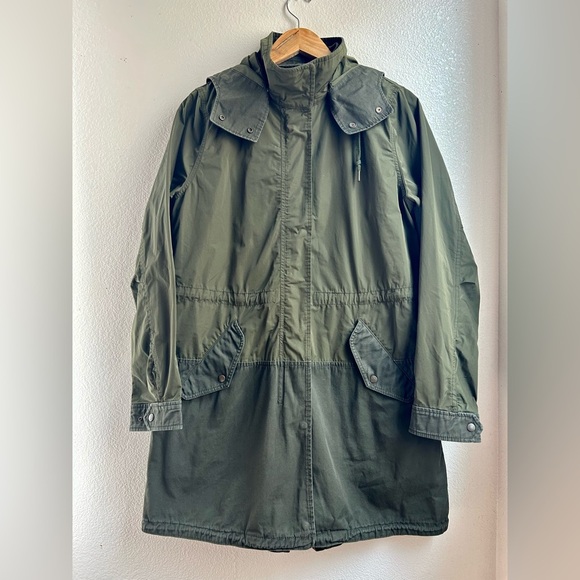 Uniqlo | Tech Olive Green Jacket with Removable Lining - Picture 2 of 11